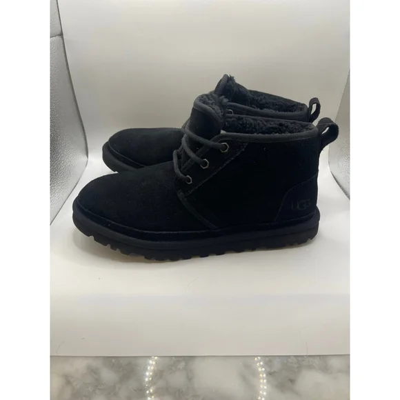 UGG Neumel Boots Women’s 9 Black Suede Shearling Lined New Without Box - Picture 3 of 7